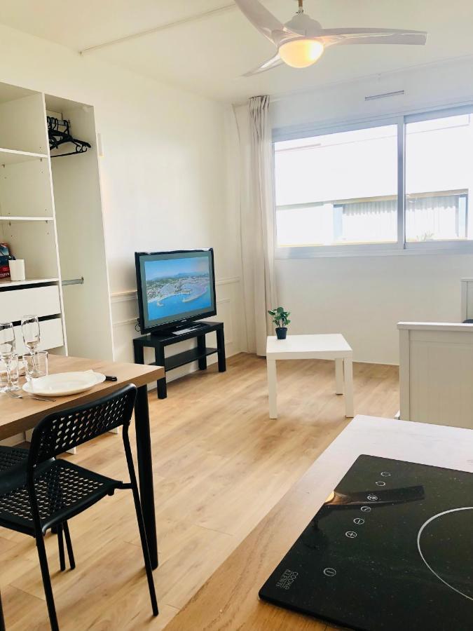 Superbe appartement front de mer Villeneuve-Loubet Extérieur photo