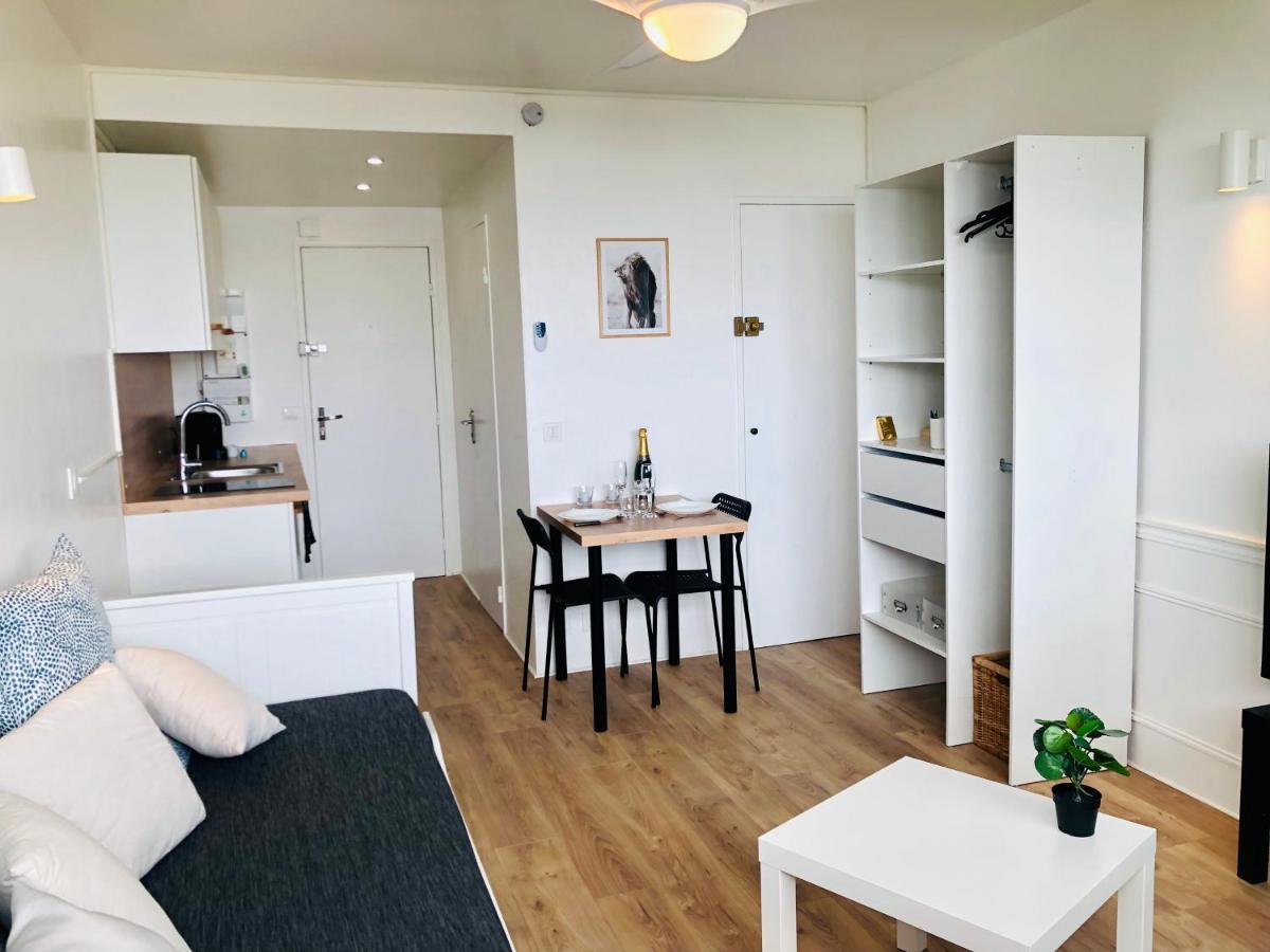 Superbe appartement front de mer Villeneuve-Loubet Extérieur photo