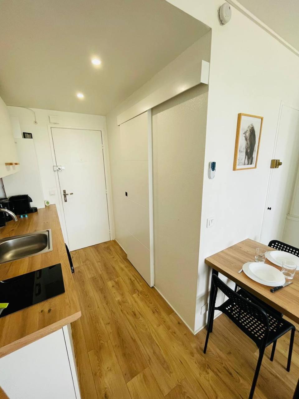 Superbe appartement front de mer Villeneuve-Loubet Extérieur photo